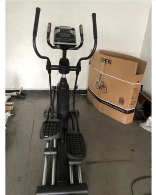 Vélo elliptique du gymnase ISO9001 d'exercice elliptique d'équipement chargeant 150kg