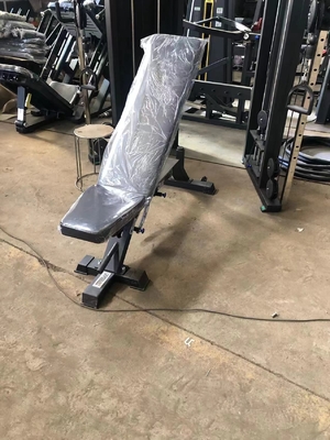 Banc de poids commercial de baisse de pente de gymnase 1320*1300*1620mm