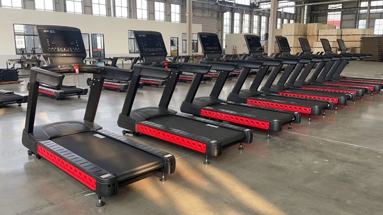 Équipement de gym pour tapis roulant personnalisable avec affichage LCD haute stabilité